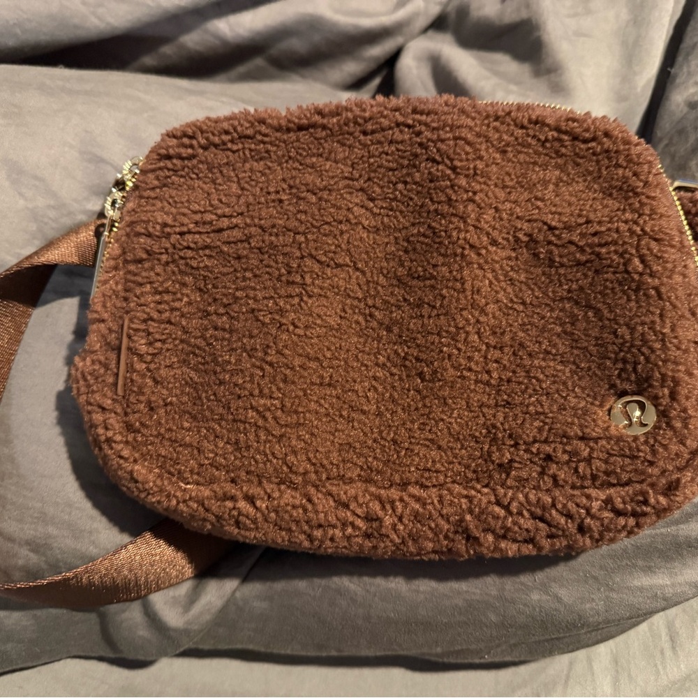 Lululemon Brown Sherpa belt Bag